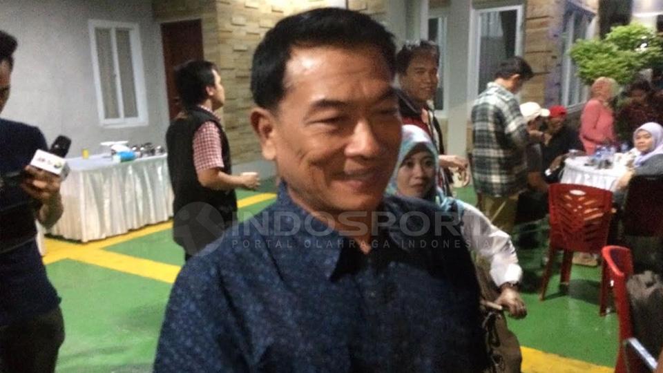 Kepala Kantor Staf Presiden (KSP) Moeldoko resmi melaporkan dua peneliti Indonesia Corruption Watch (ICW) Egi Primayoga dan Miftahul Huda ke polisi.